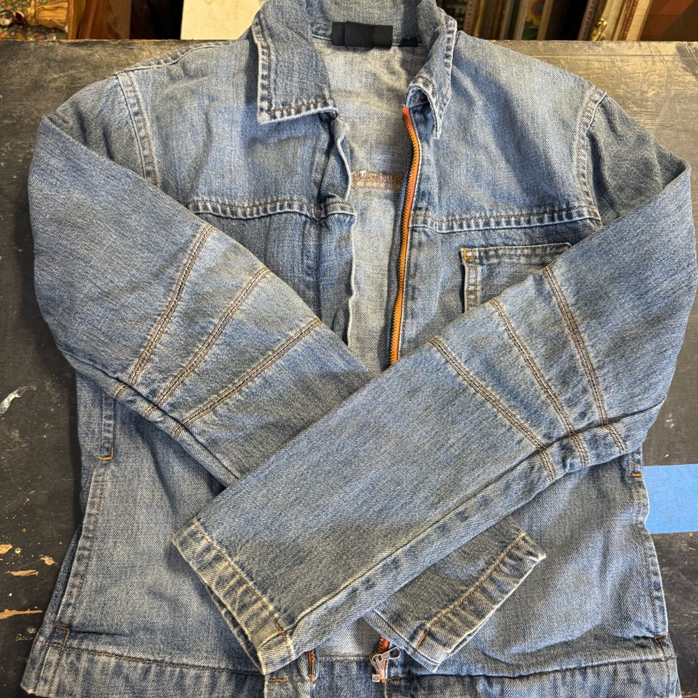 Vintage DKNY Blue Denim Jacket Zipper Close